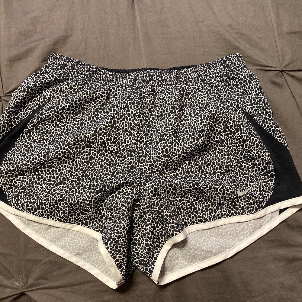 Women's Nike Run Shorts